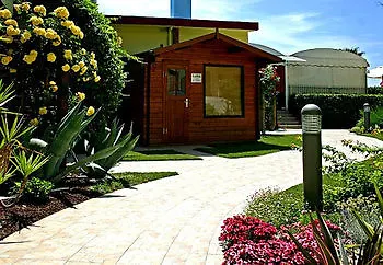 קוואלינו-טראפורטי Hotel Righetto Fronte Mare איטליה