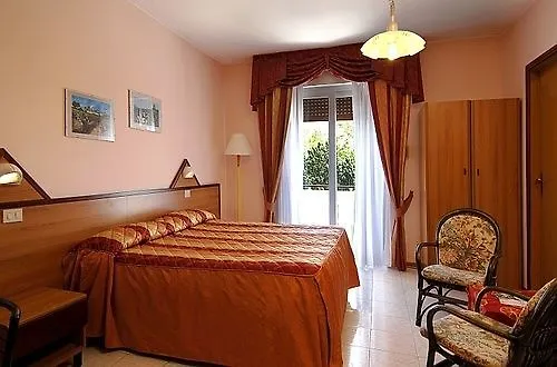 ***  Hotel Righetto Fronte Mare Cavallino-Treporti Italy